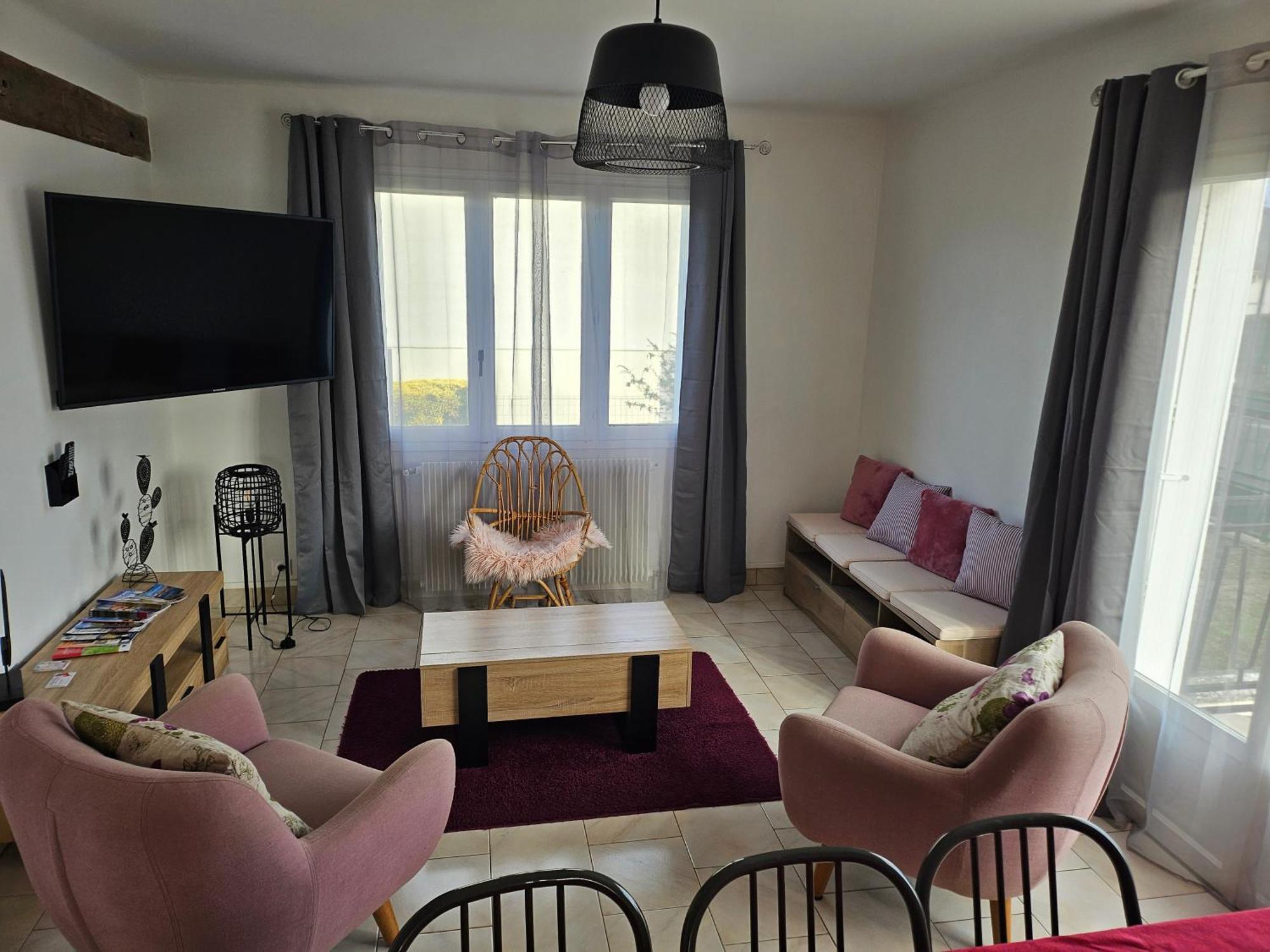 Charmante Maison Familiale Montoire-sur-le-Loir ภายนอก รูปภาพ