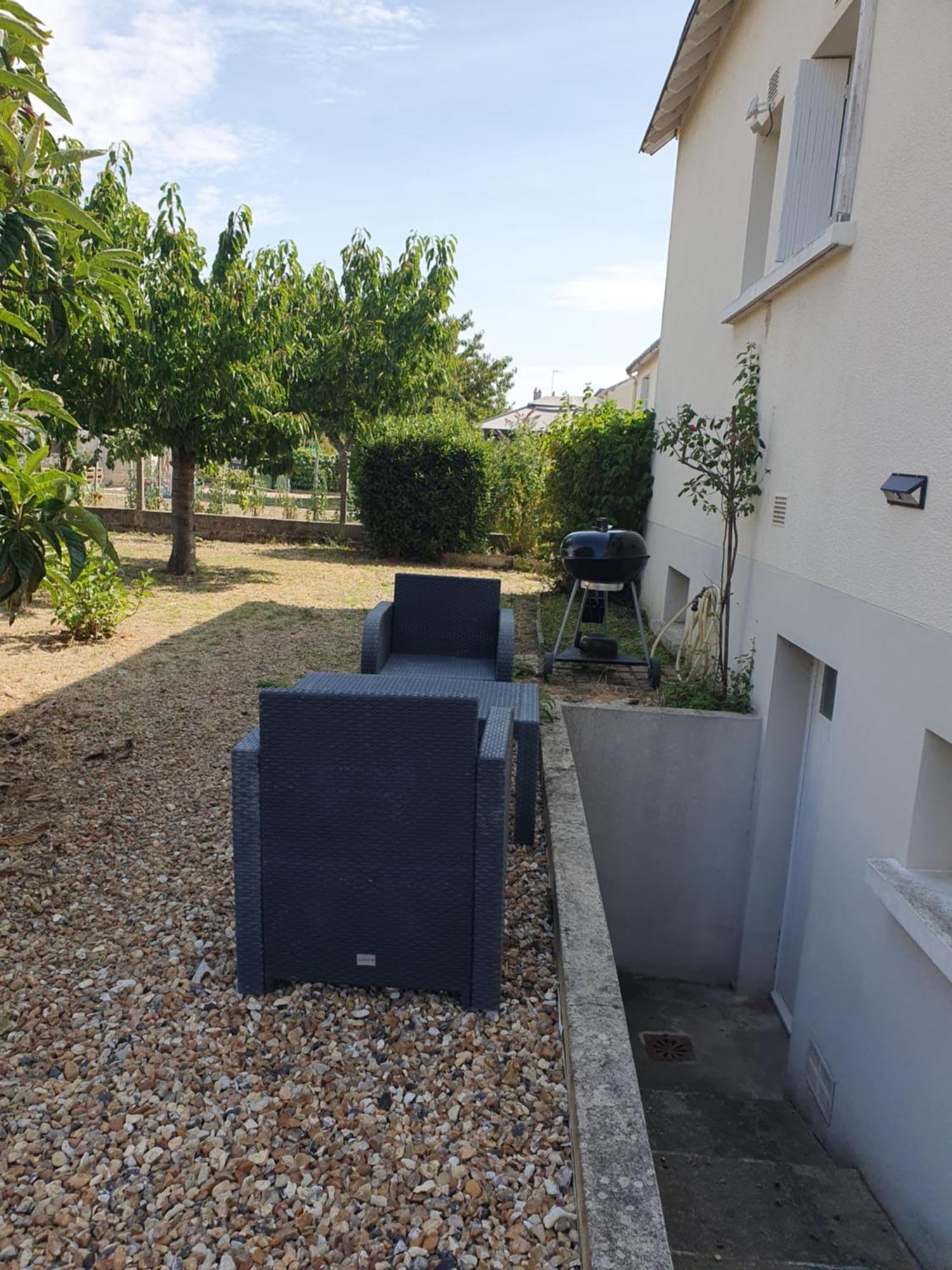 Charmante Maison Familiale Montoire-sur-le-Loir ภายนอก รูปภาพ